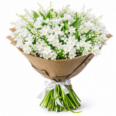 Букет с ландышами и нарциссами «Млечный путь»