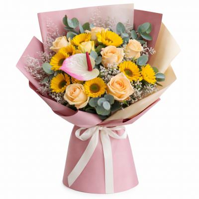 Букет из роз и лунарии «Тайные чувства»