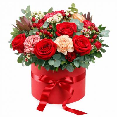 Шляпная коробка с цветами «Люминия»