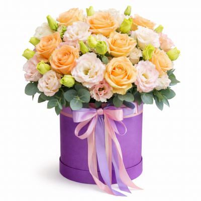 Букет в шляпной коробке «Весенний сон»